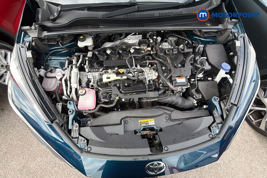 Toyota C-Hr Design Automatic Petrol Plug-In Hybrid SUV - Stock Number (1658780) - 1st supplementary image