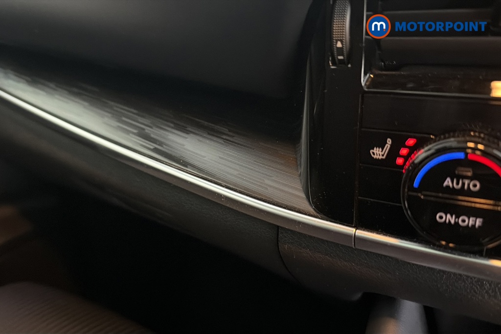 Nissan Qashqai Tekna Automatic Petrol-Electric Hybrid SUV - Stock Number (1658881) - 14th supplementary image