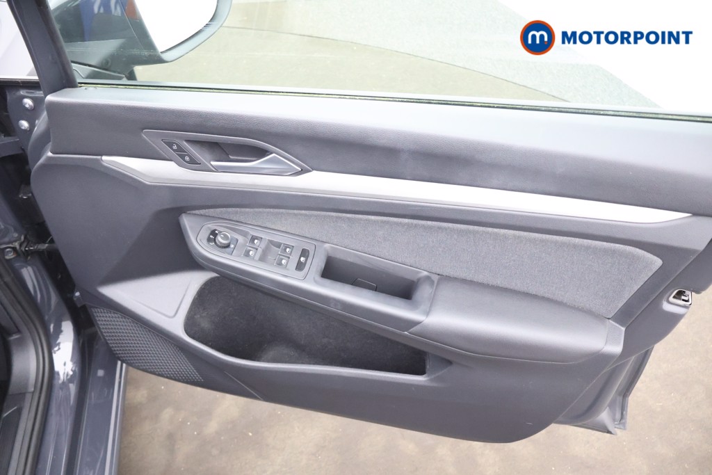 Volkswagen Golf Life Manual Petrol Hatchback - Stock Number (1658894) - 14th supplementary image