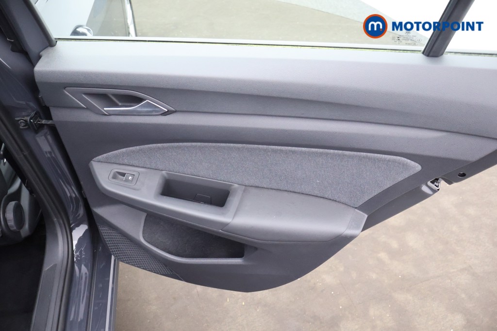 Volkswagen Golf Life Manual Petrol Hatchback - Stock Number (1658894) - 17th supplementary image