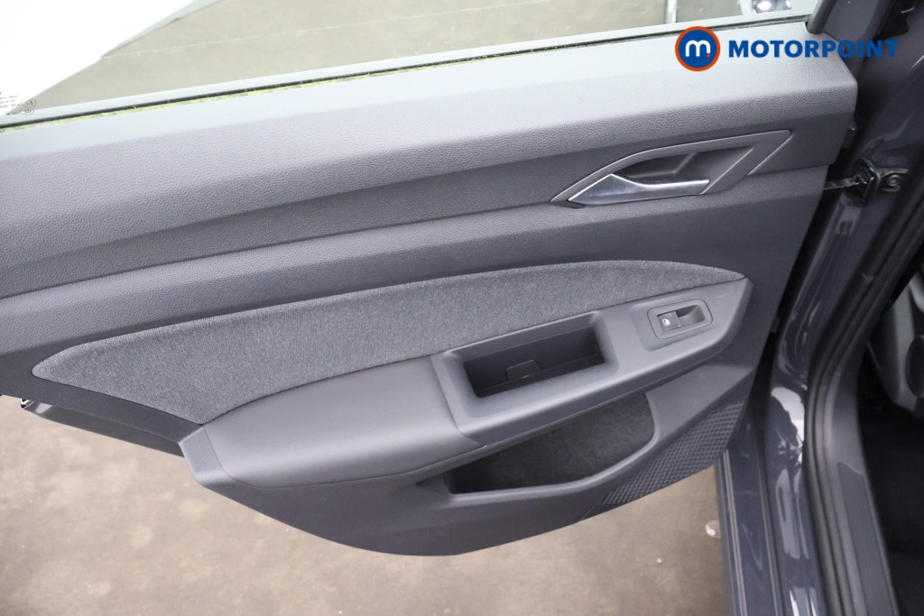Volkswagen Golf Life Manual Petrol Hatchback - Stock Number (1658894) - 20th supplementary image
