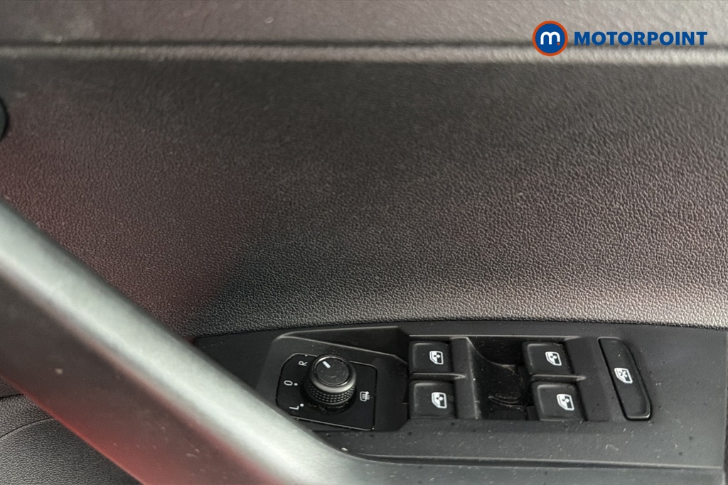 Volkswagen Polo Match Manual Petrol Hatchback - Stock Number (1659104) - 19th supplementary image