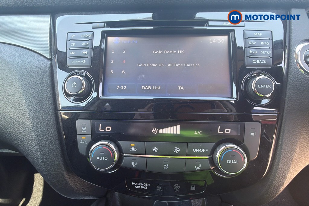 Nissan Qashqai N-Connecta Manual Petrol SUV - Stock Number (1659149) - 20th supplementary image