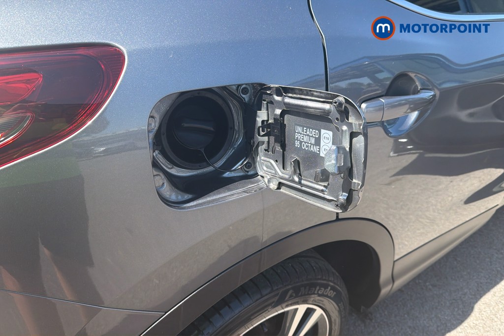Nissan Qashqai N-Connecta Manual Petrol SUV - Stock Number (1659149) - 34th supplementary image