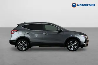 Nissan Qashqai N-Connecta Manual Petrol SUV - Stock Number (1659149) - Drivers side