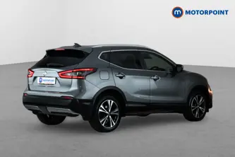 Nissan Qashqai N-Connecta Manual Petrol SUV - Stock Number (1659149) - Drivers side rear corner