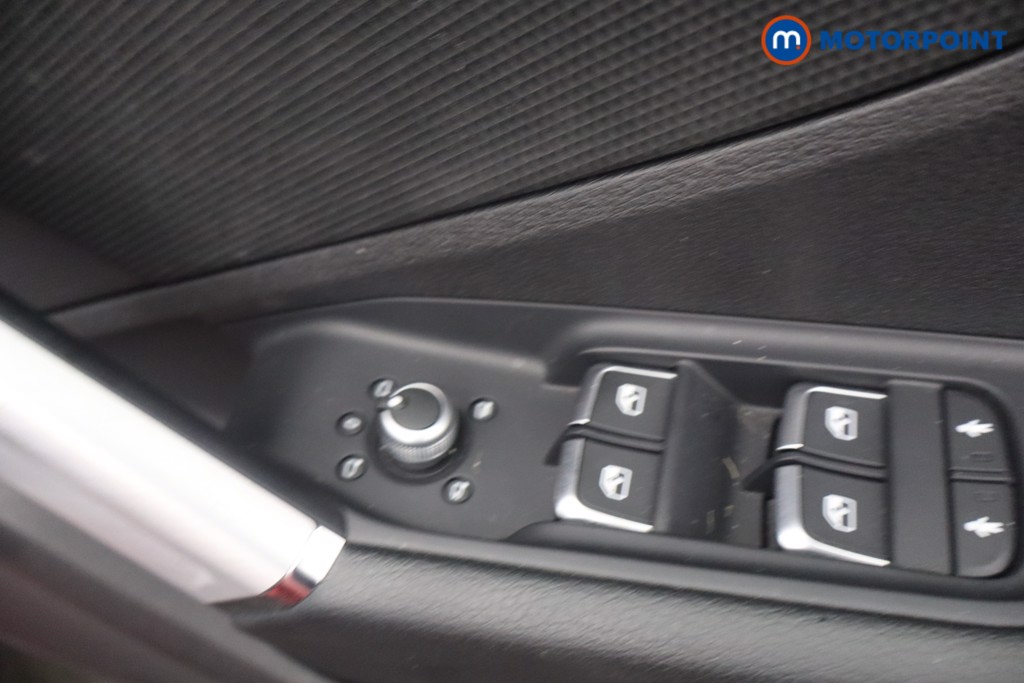 Audi Q2 S Line Manual Petrol SUV - Stock Number (1659242) - 11th supplementary image