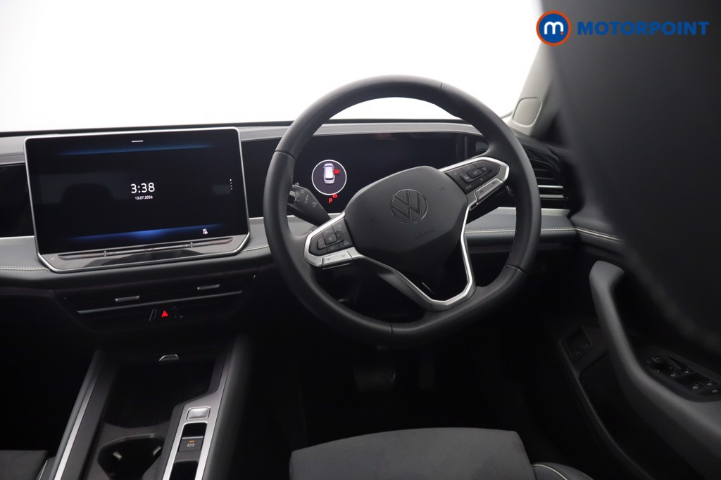 Volkswagen Passat Life Automatic Petrol Plug-In Hybrid Estate - Stock Number (1659621) - 9th supplementary image