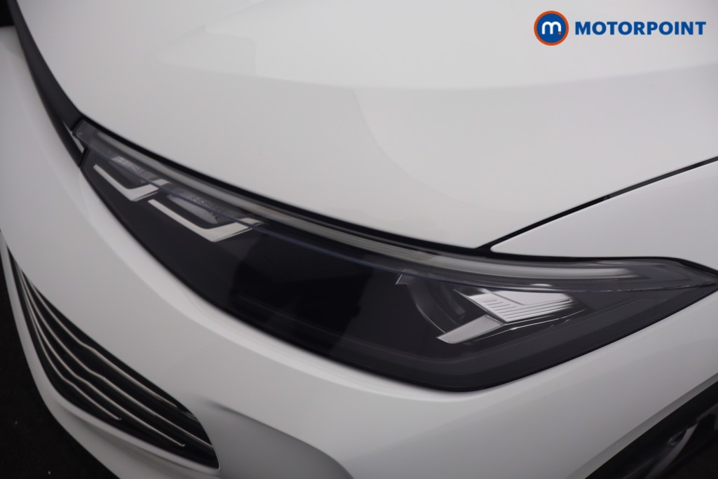 Volkswagen Passat Life Automatic Petrol Plug-In Hybrid Estate - Stock Number (1659621) - 27th supplementary image