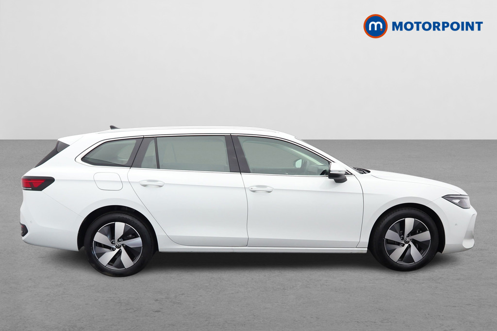 Volkswagen Passat Life Automatic Petrol Plug-In Hybrid Estate - Stock Number (1659621) - Drivers side