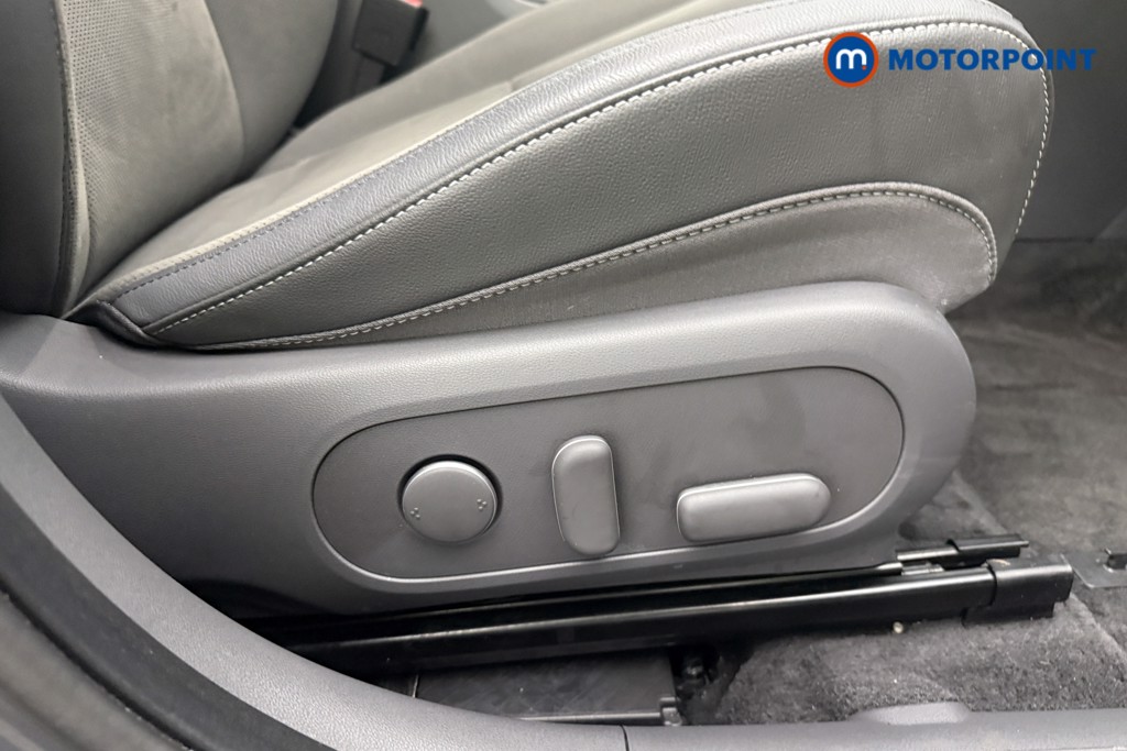 Hyundai Kona Ultimate Automatic Electric SUV - Stock Number (1659984) - 18th supplementary image