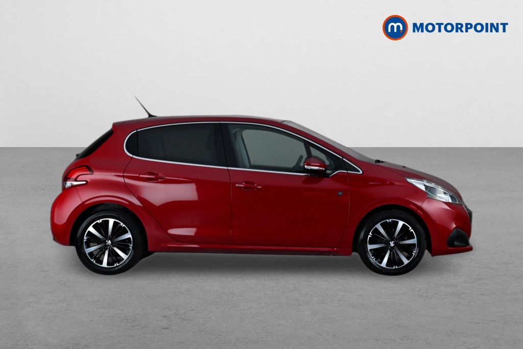 Peugeot 208 Tech Edition Manual Petrol Hatchback - Stock Number (1660091) - Drivers side