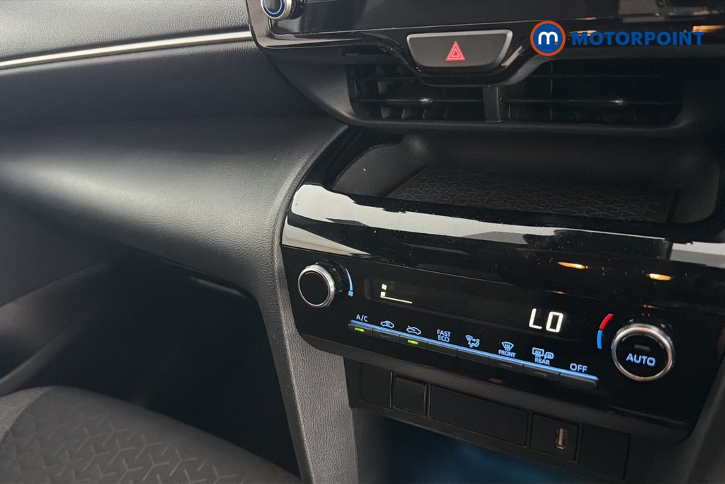 Toyota Yaris Cross Design Automatic Petrol-Electric Hybrid Estate - Stock Number (1660134) - 12th supplementary image