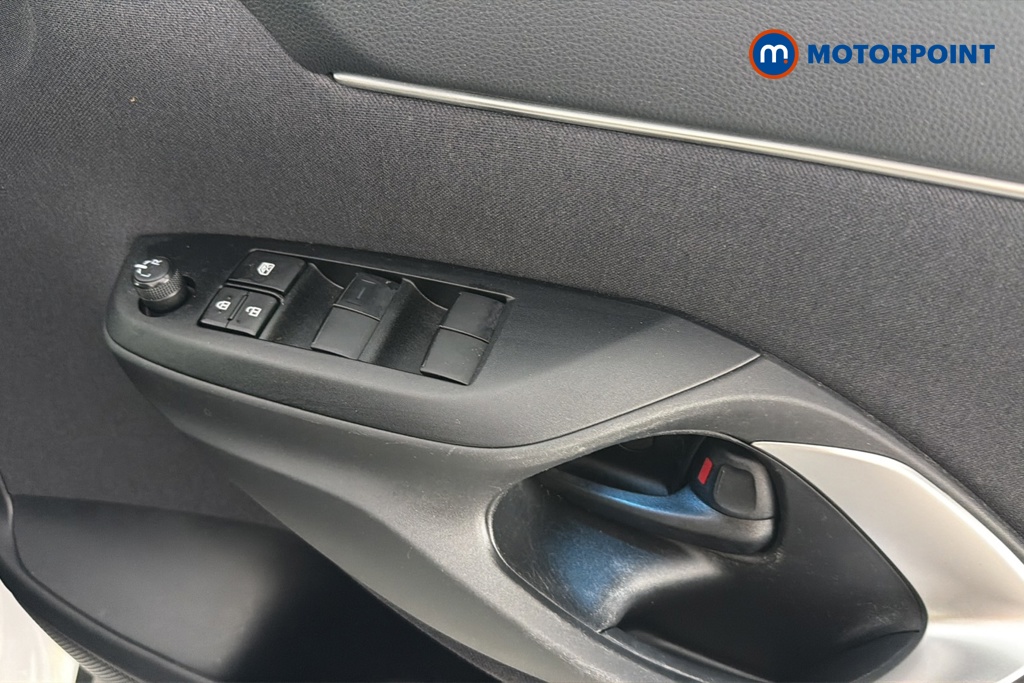 Toyota Yaris Cross Design Automatic Petrol-Electric Hybrid Estate - Stock Number (1660134) - 19th supplementary image