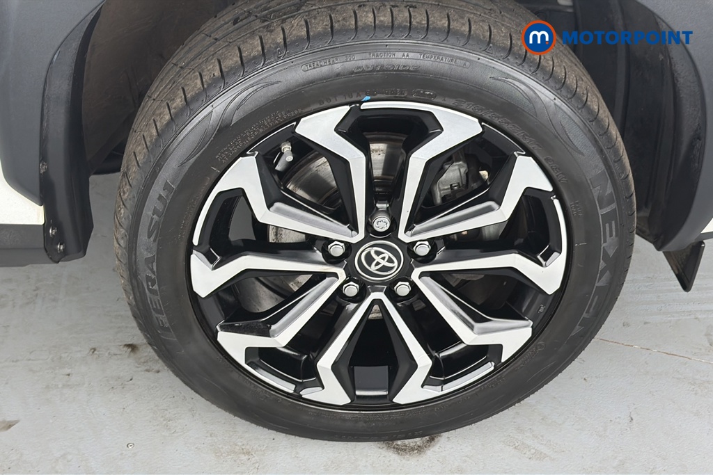 Toyota Yaris Cross Design Automatic Petrol-Electric Hybrid Estate - Stock Number (1660134) - 47th supplementary image