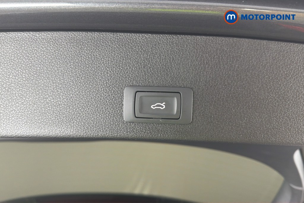 Audi Q2 S Line Automatic Petrol SUV - Stock Number (1660151) - 35th supplementary image