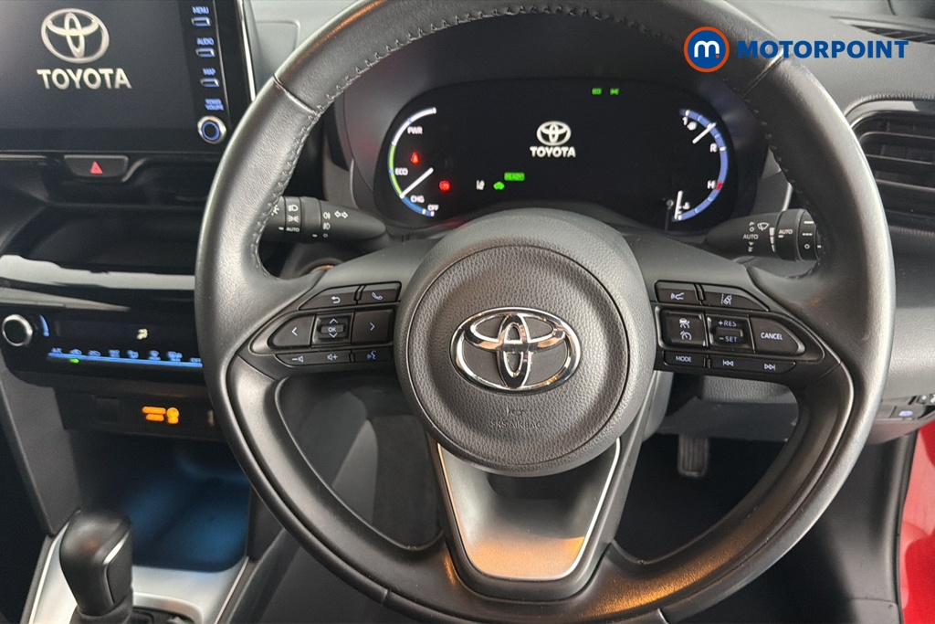 Toyota Yaris Cross Design Automatic Petrol-Electric Hybrid Estate - Stock Number (1660159) - 2nd supplementary image