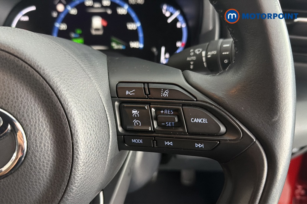 Toyota Yaris Cross Design Automatic Petrol-Electric Hybrid Estate - Stock Number (1660159) - 3rd supplementary image