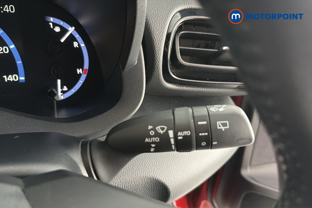 Toyota Yaris Cross Design Automatic Petrol-Electric Hybrid Estate - Stock Number (1660159) - 6th supplementary image