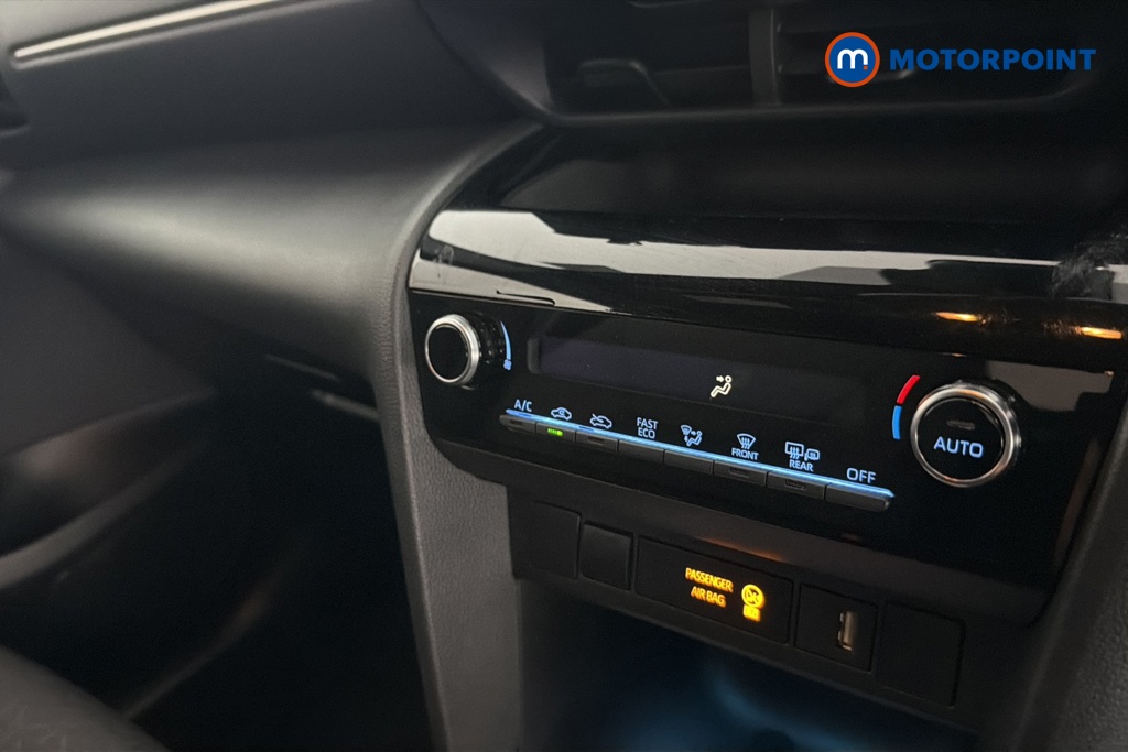 Toyota Yaris Cross Design Automatic Petrol-Electric Hybrid Estate - Stock Number (1660159) - 12th supplementary image