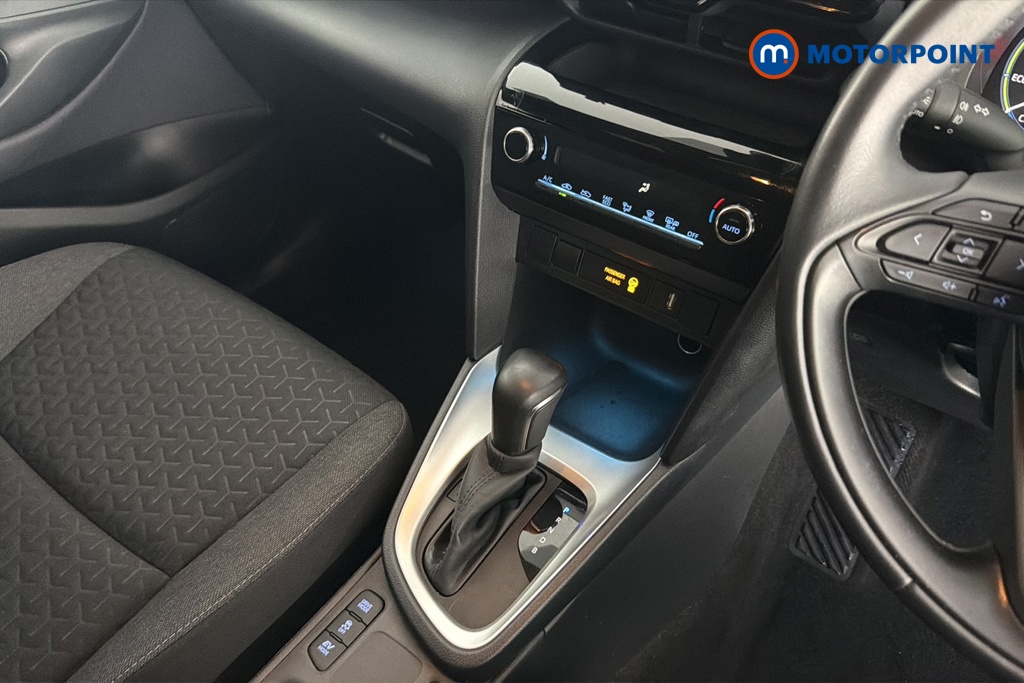 Toyota Yaris Cross Design Automatic Petrol-Electric Hybrid Estate - Stock Number (1660159) - 15th supplementary image