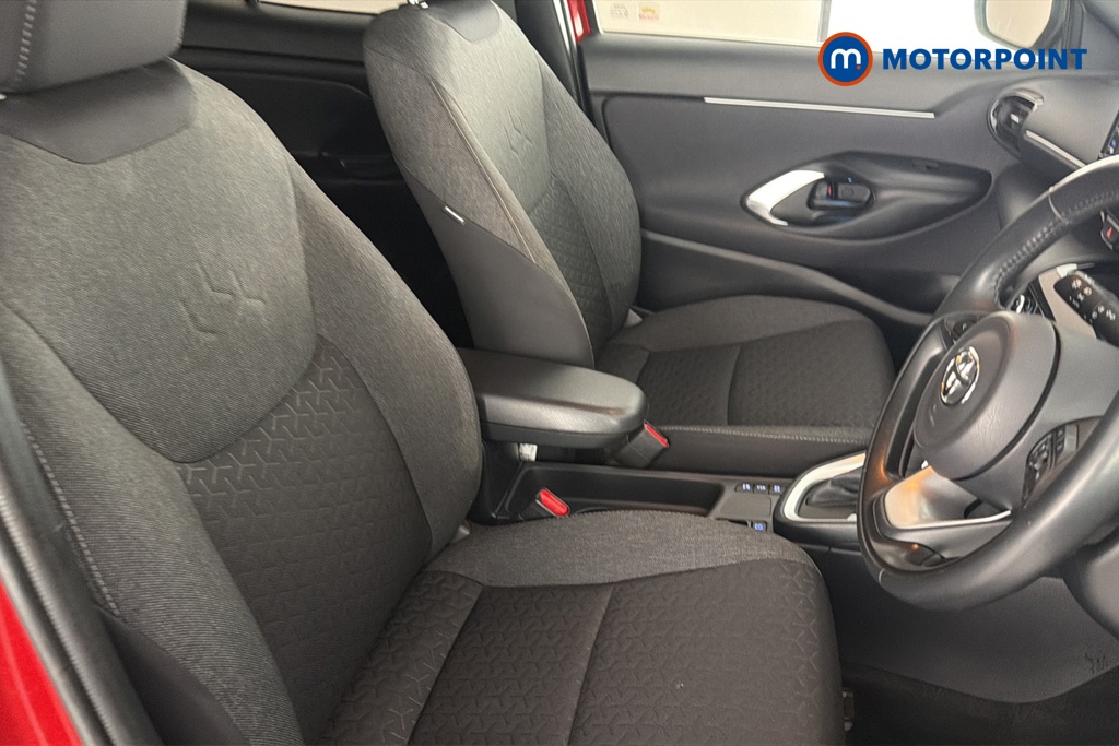 Toyota Yaris Cross Design Automatic Petrol-Electric Hybrid Estate - Stock Number (1660159) - 22nd supplementary image