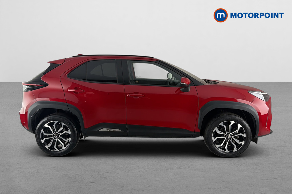 Toyota Yaris Cross Design Automatic Petrol-Electric Hybrid Estate - Stock Number (1660159) - Passenger side