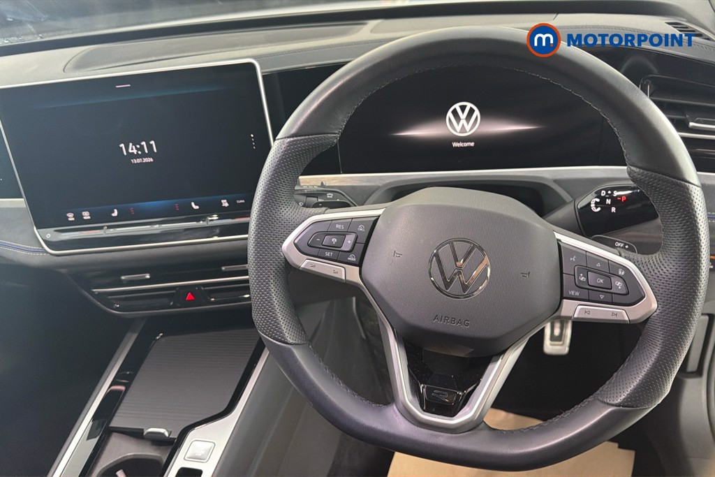 Volkswagen Passat R-Line Automatic Petrol Plug-In Hybrid Estate - Stock Number (1660252) - 2nd supplementary image
