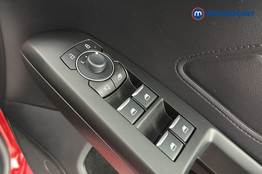 Ford Focus St-Line X Manual Petrol Hatchback - Stock Number (1660378) - 19th supplementary image