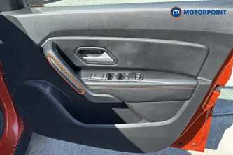 Dacia Duster Extreme Se Automatic Petrol SUV - Stock Number (1660715) - 18th supplementary image