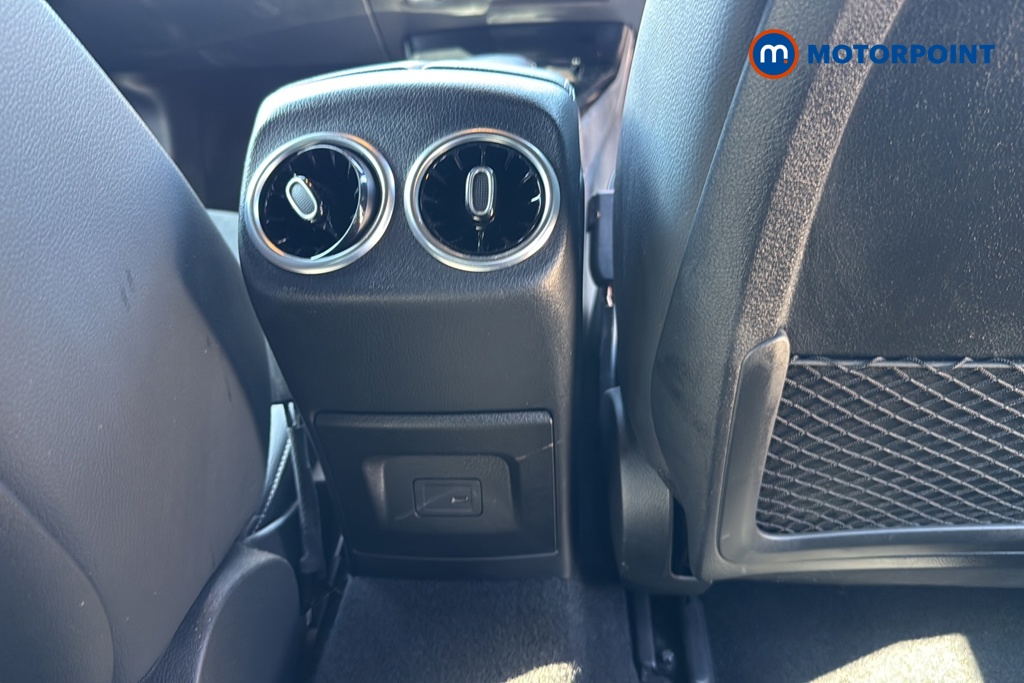 Mercedes-Benz A Class Amg Line Executive Edition Automatic Diesel Hatchback - Stock Number (1660734) - 28th supplementary image