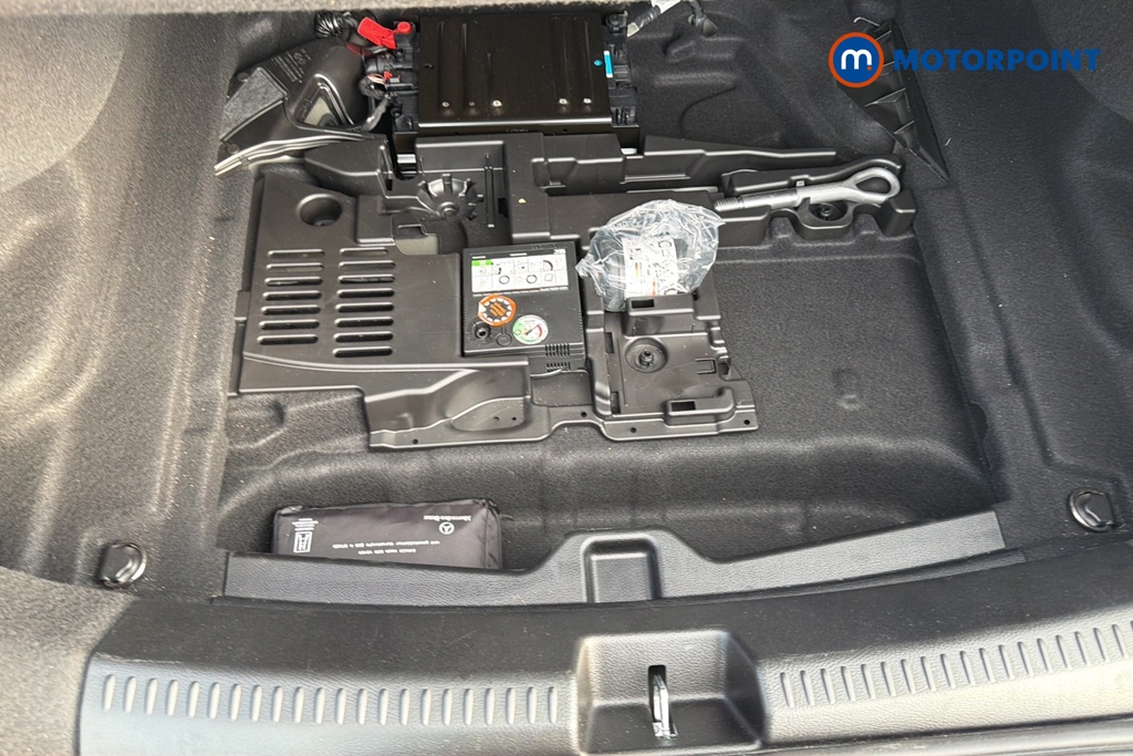Mercedes-Benz CLA Amg Line Automatic Petrol Coupe - Stock Number (1661234) - 33rd supplementary image