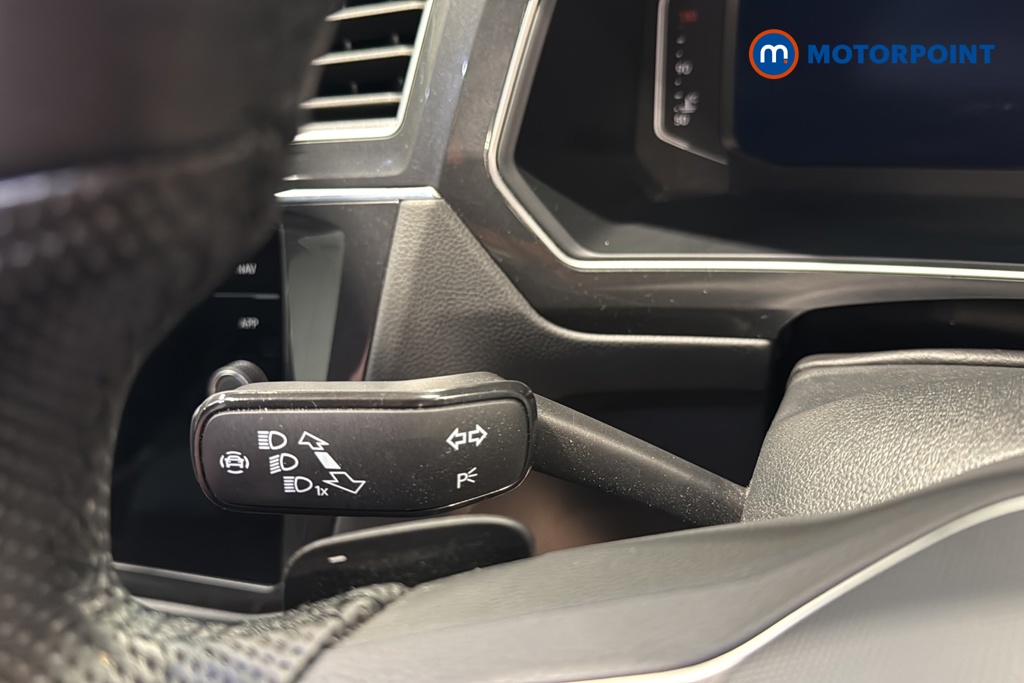Volkswagen Tiguan R-Line Edition Automatic Petrol SUV - Stock Number (1661294) - 5th supplementary image