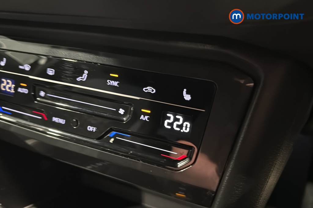Volkswagen Tiguan R-Line Edition Automatic Petrol SUV - Stock Number (1661294) - 14th supplementary image