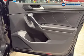 Volkswagen Tiguan R-Line Edition Automatic Petrol SUV - Stock Number (1661294) - 18th supplementary image