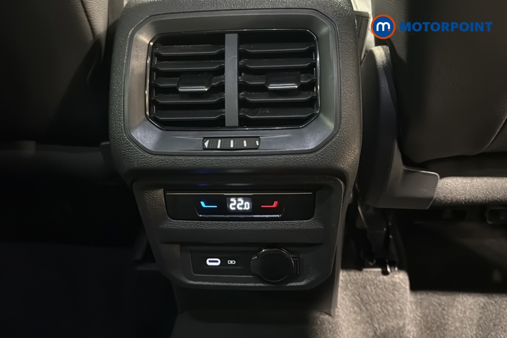 Volkswagen Tiguan R-Line Edition Automatic Petrol SUV - Stock Number (1661294) - 28th supplementary image