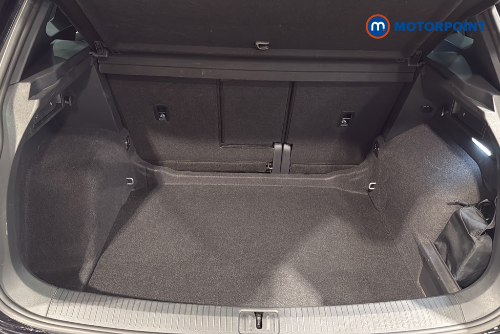 Volkswagen Tiguan R-Line Edition Automatic Petrol SUV - Stock Number (1661294) - 30th supplementary image
