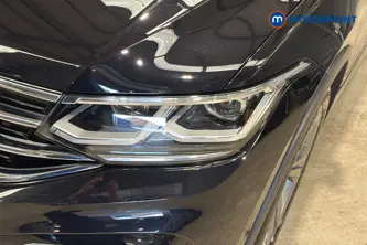 Volkswagen Tiguan R-Line Edition Automatic Petrol SUV - Stock Number (1661294) - 42nd supplementary image