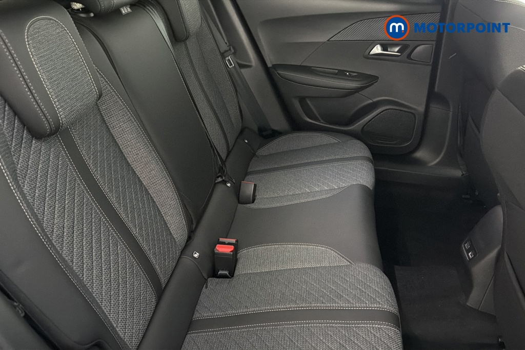 Peugeot 2008 Allure Automatic Petrol SUV - Stock Number (1661319) - 25th supplementary image