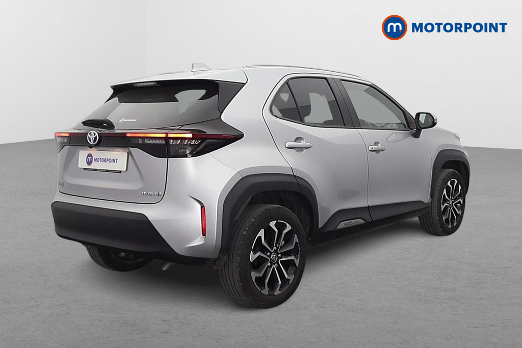 Toyota Yaris Cross Design Automatic Petrol-Electric Hybrid Estate - Stock Number (1604152) - Drivers side rear corner