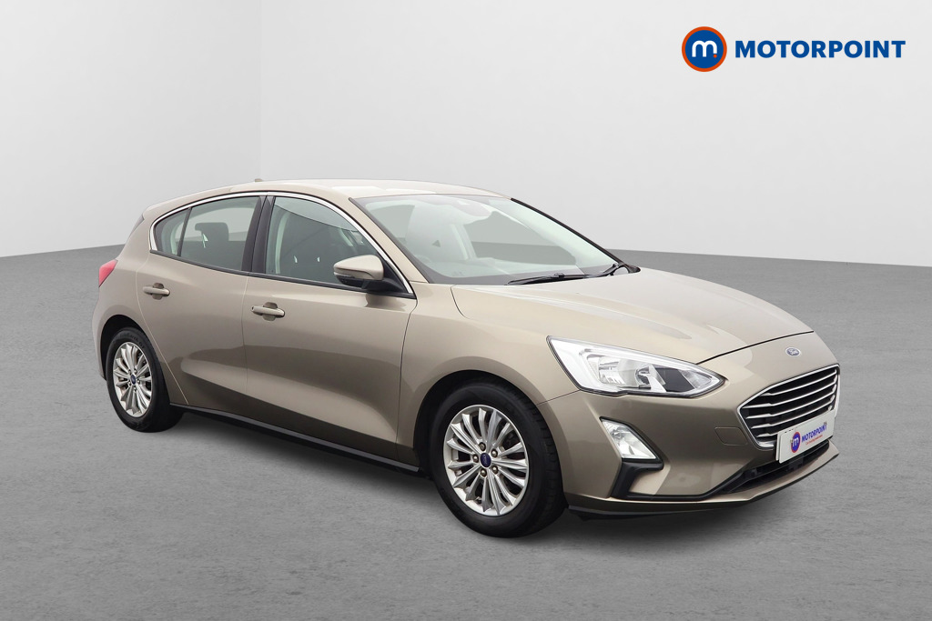 Ford Focus Titanium Manual Petrol Hatchback - Stock Number (1622536) - Drivers side front corner
