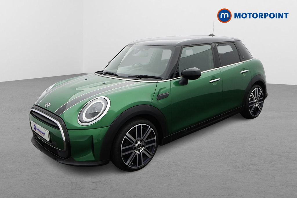 Mini Hatchback Cooper Exclusive Automatic Petrol Hatchback - Stock Number (1629776) - Passenger side front corner