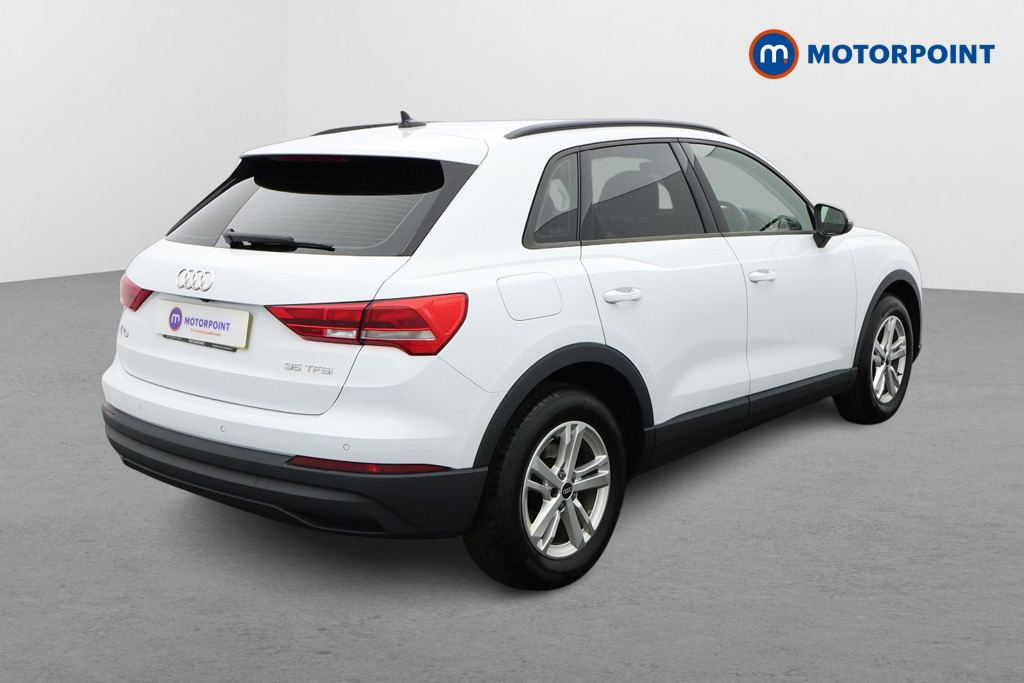 Audi Q3 Technik Automatic Petrol SUV - Stock Number (1632693) - Drivers side rear corner