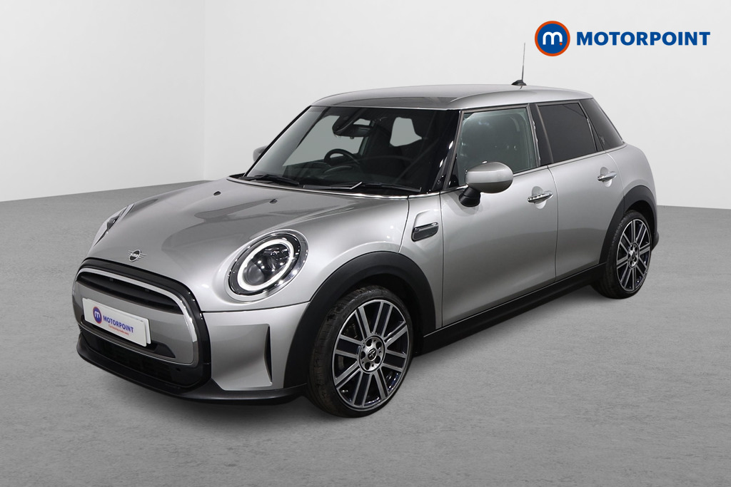 Mini Hatchback Cooper Exclusive Automatic Petrol Hatchback - Stock Number (1634609) - Passenger side front corner