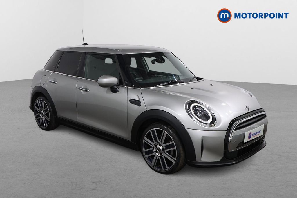 Mini Hatchback Cooper Exclusive Automatic Petrol Hatchback - Stock Number (1634609) - Drivers side front corner