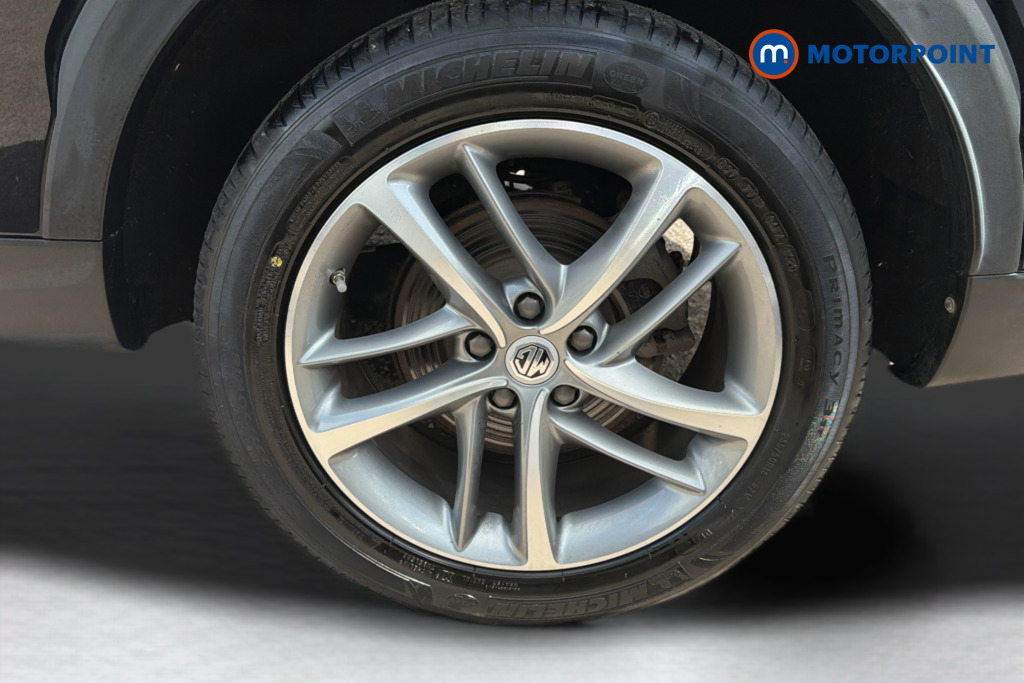 Mg Motor Uk HS Exclusive Manual Petrol SUV - Stock Number (1634611) - Drivers side front corner