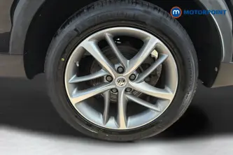 Mg Motor Uk HS Exclusive Manual Petrol SUV - Stock Number (1634611) - Drivers side front corner