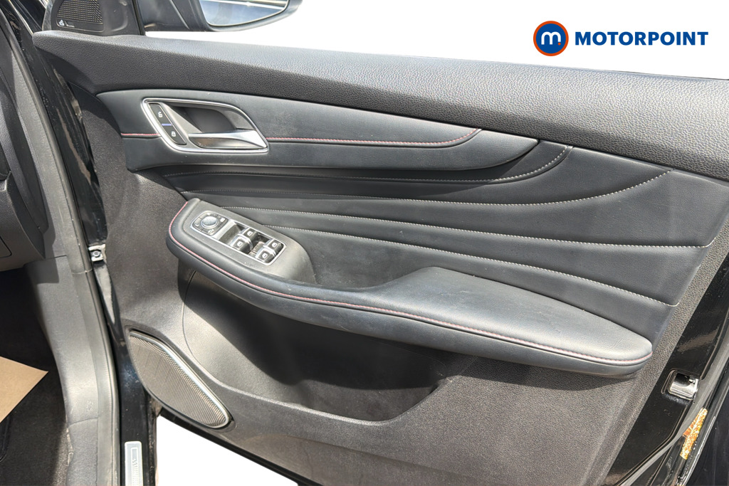 Mg Motor Uk HS Exclusive Manual Petrol SUV - Stock Number (1634611) - Rear bumper