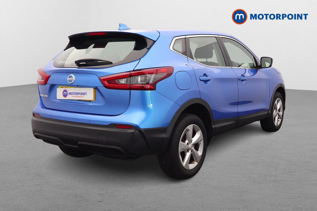Nissan Qashqai Acenta Premium Manual Diesel SUV - Stock Number (1635652) - Drivers side rear corner