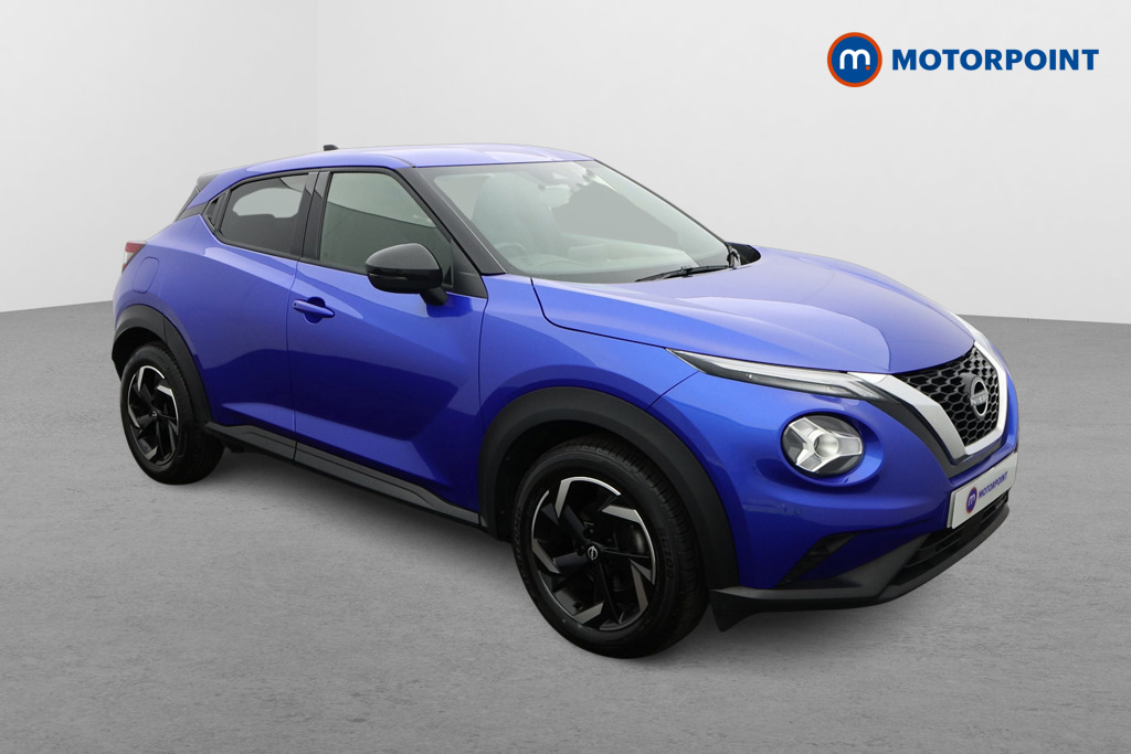 Nissan Juke N-Connecta Manual Petrol SUV - Stock Number (1635819) - Drivers side front corner